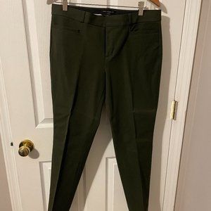 Banana Republic Sloan Curvy Fit Size 10 Hunter Green Straight Leg Pants